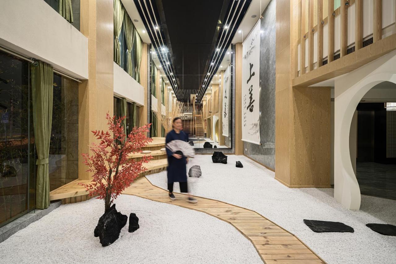 乐山上善居养心禅景酒店 Shangshan Zen Hotel Лешань Екстер'єр фото